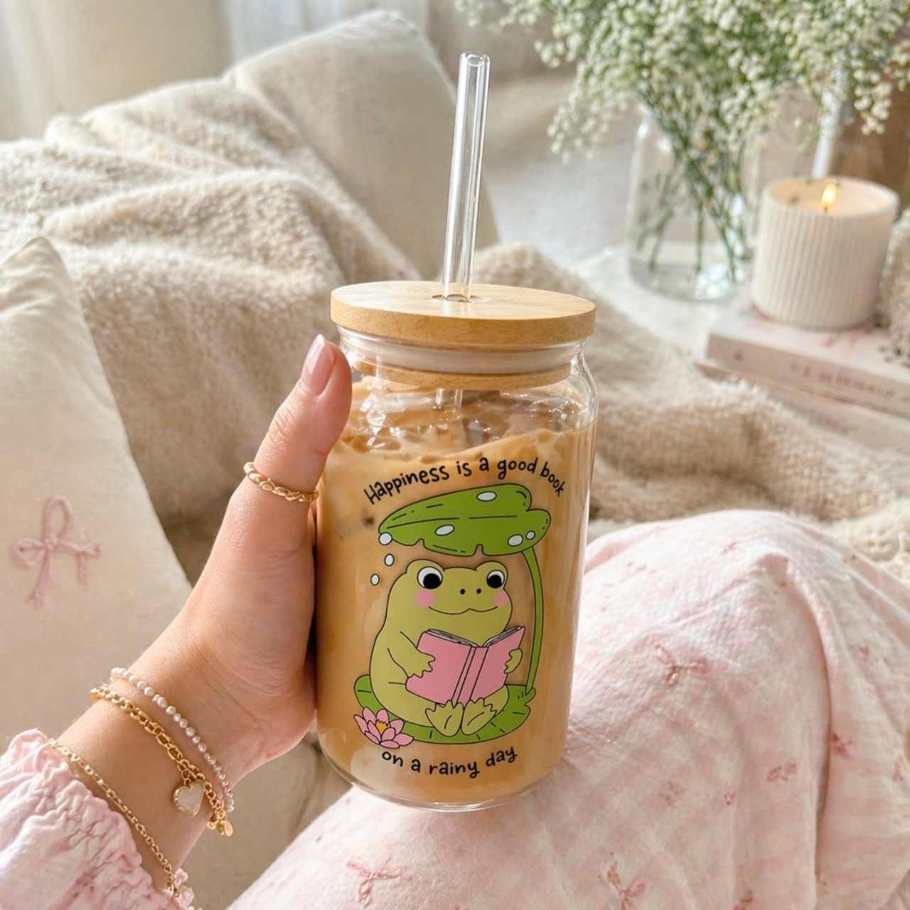 Happiness Is A Good Book On A Rainy Day Frog Glass Tumbler – Book Lover Sipper Glass | Gift for Readers